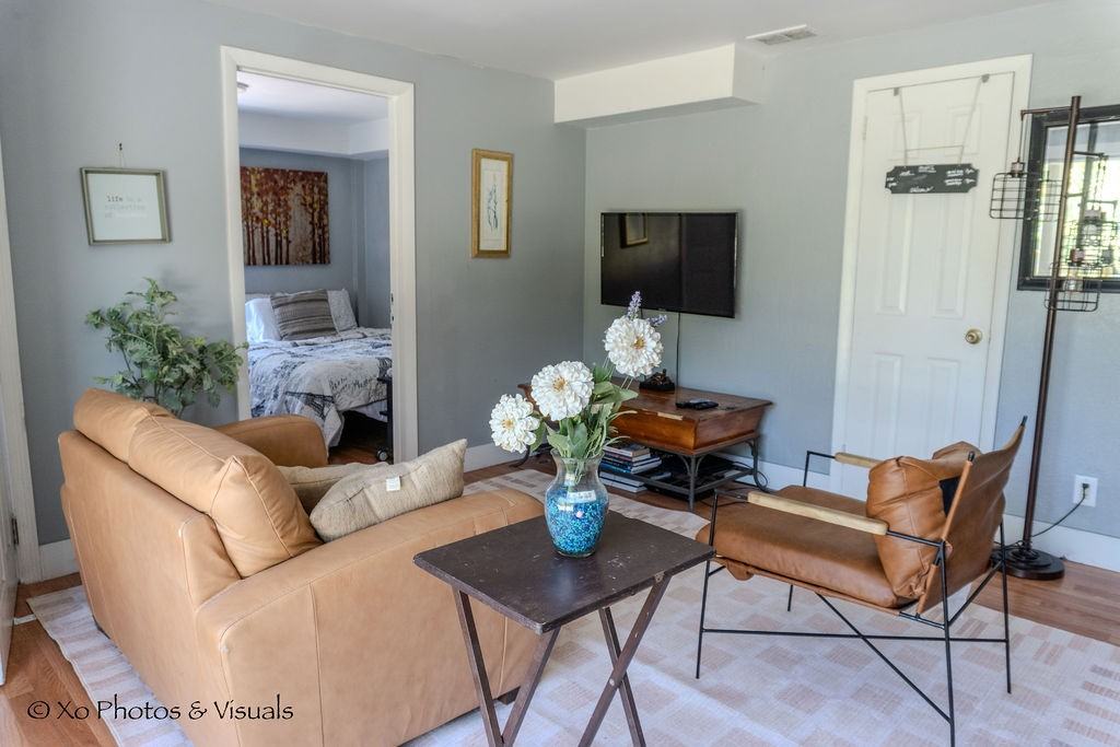 395 Nw 23rd St - Photo 2 of 12