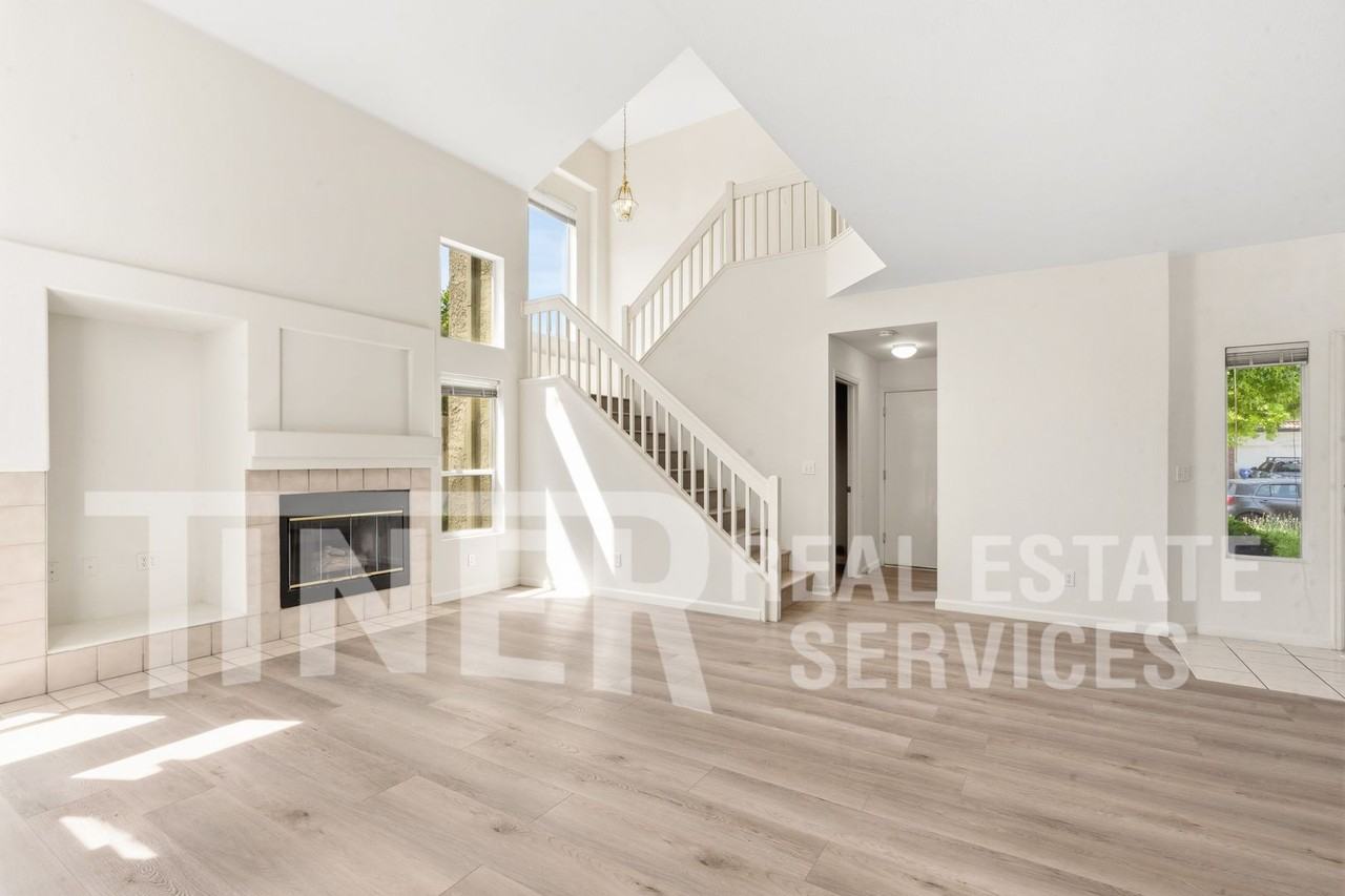6931 Romanzo Way - Photo 3 of 27