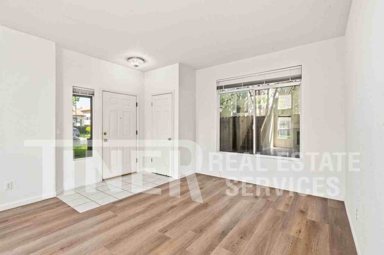 6931 Romanzo Way - Photo 7 of 27