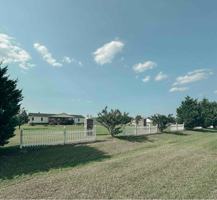 featured image of 11 Coastal Ln