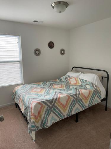 1033 Rook Rd - Photo 4 of 13