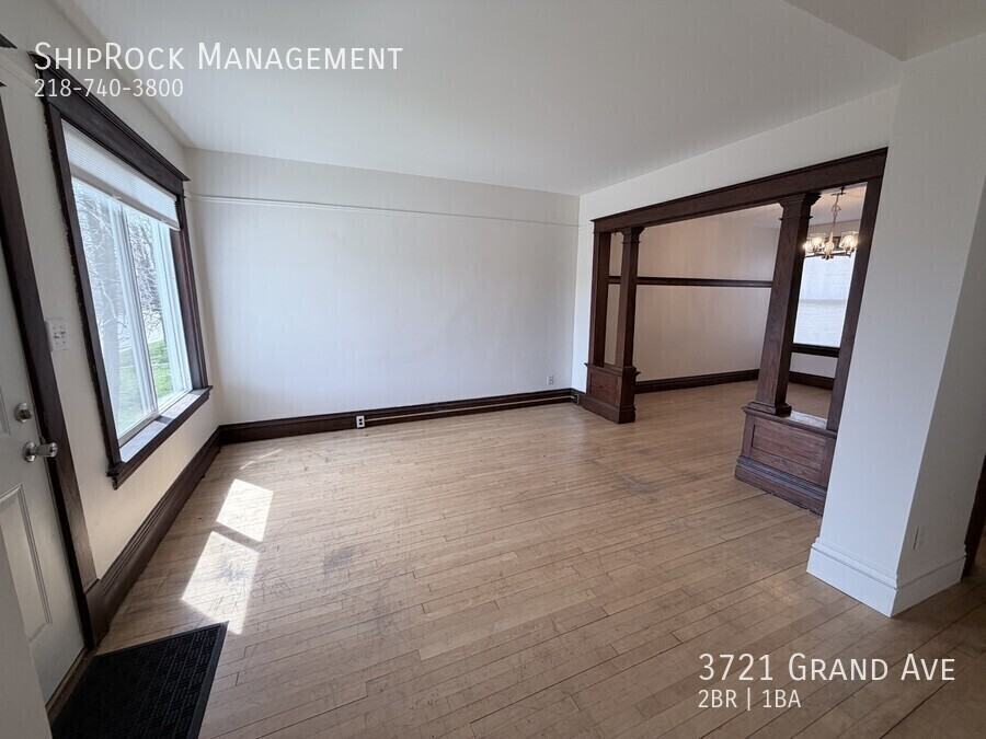 3721 Grand Ave - Photo 6 of 16
