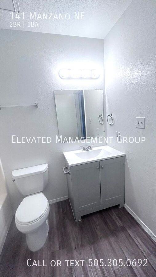 141 Manzano St Ne - Photo 2 of 10