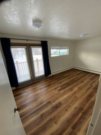 135 N Alaska St #135 - Photo 2 of 3