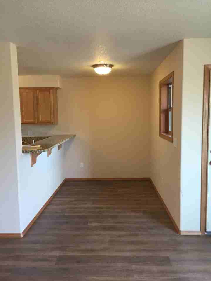 1441 Se Honeysuckle Loop #C - Photo 4 of 7