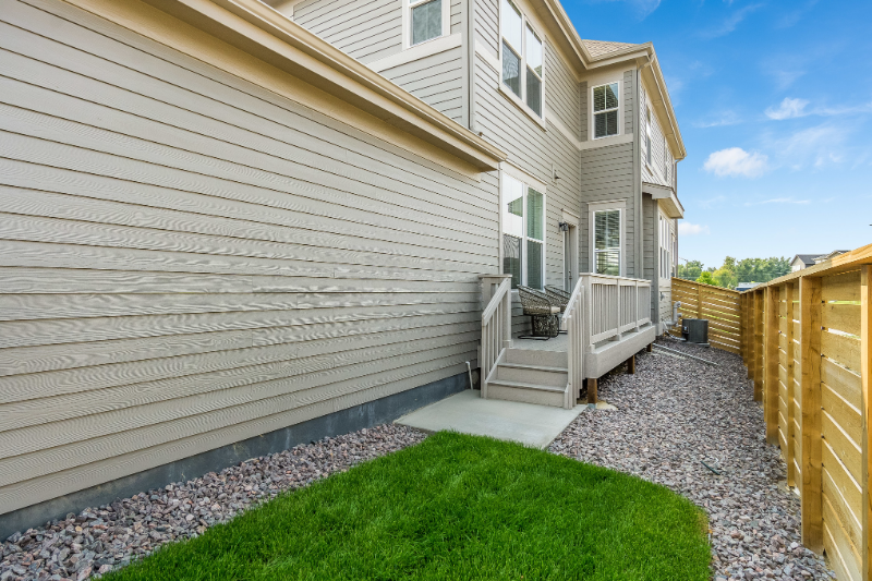 458 Vicot Way - Photo 3 of 20