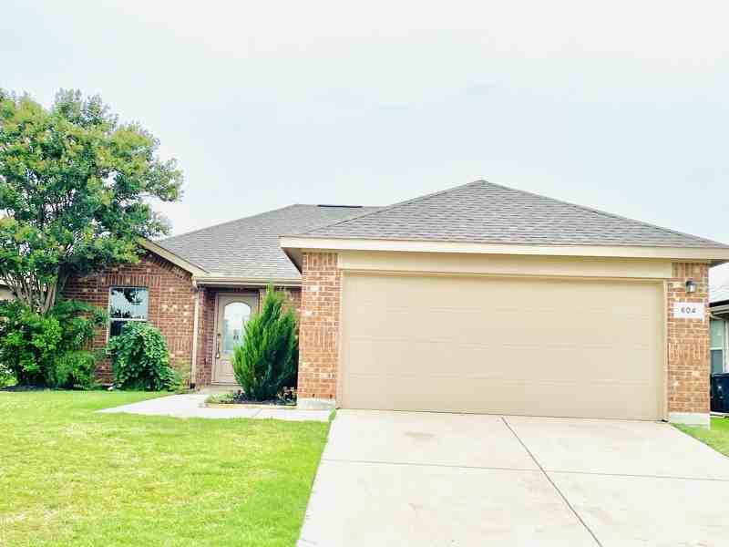 604 Poncho Ln - Photo 3 of 20