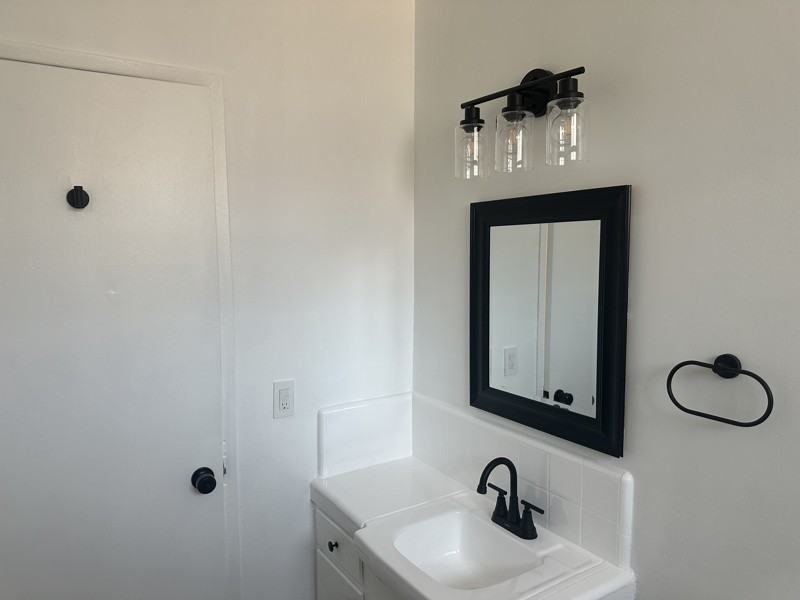 8024 Owensmouth Ave #1 - Photo 3 of 19