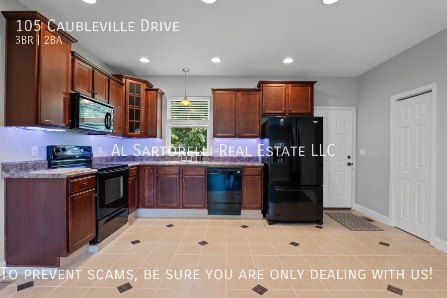 105 Caubleville Dr - Photo 2 of 25