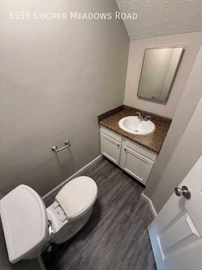 6599 Cooper Meadows Rd - Photo 6 of 14