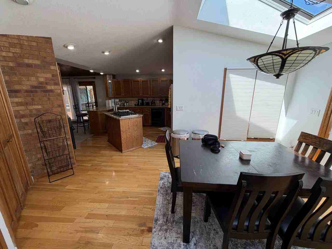 440 E 17th N - Photo 5 of 21