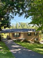 featured image of 412 Meadowview Ln