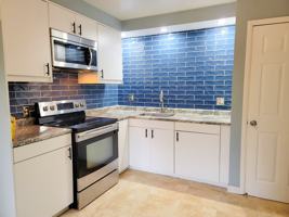 featured image of 3825 Moore St
