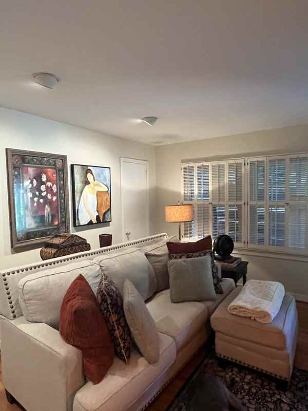 315 Bomar Pl - Photo 3 of 29