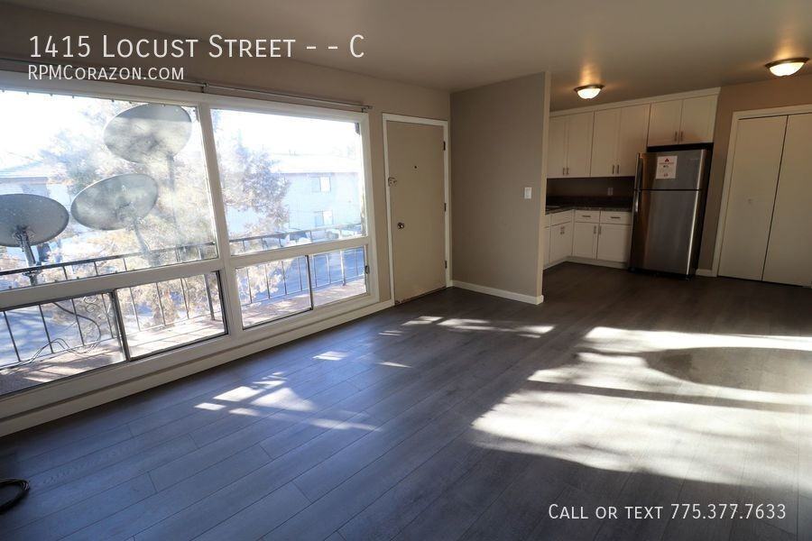 1415 Locust St #C - Photo 3 of 7