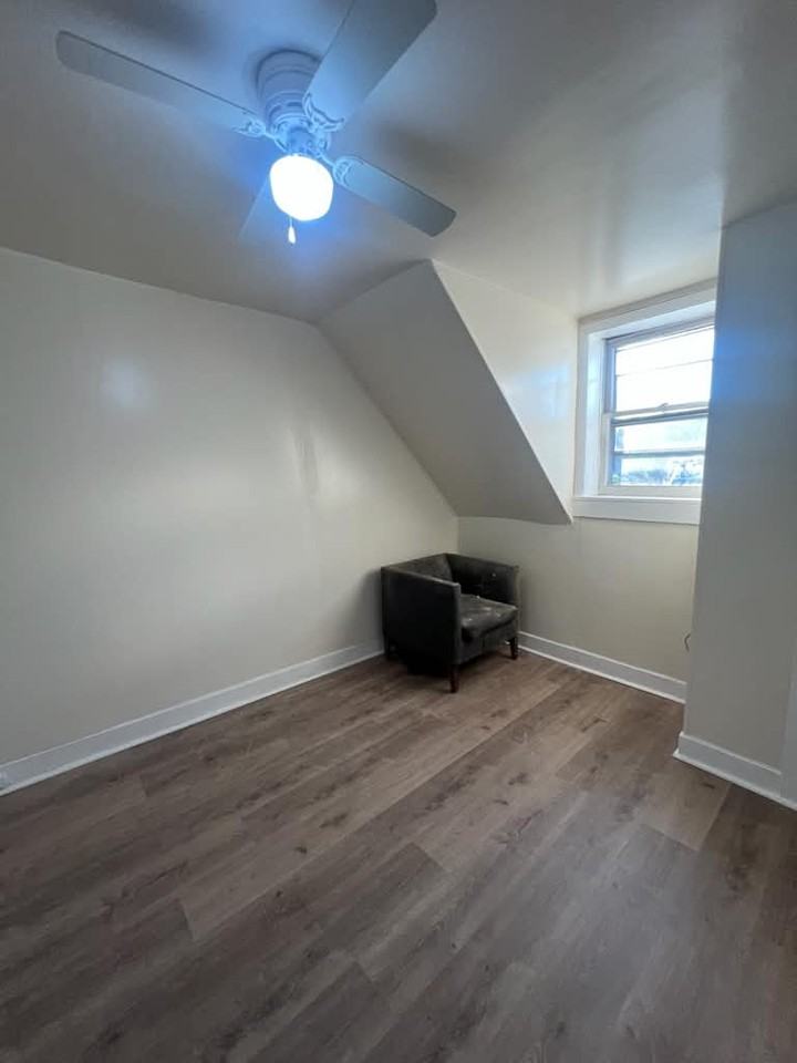 1206 Thomas St #NA - Photo 2 of 15