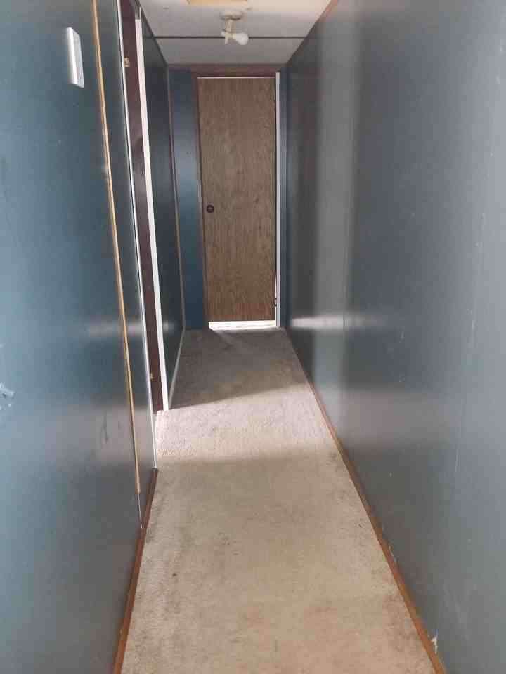 300 Country Springs Dr - Photo 6 of 10