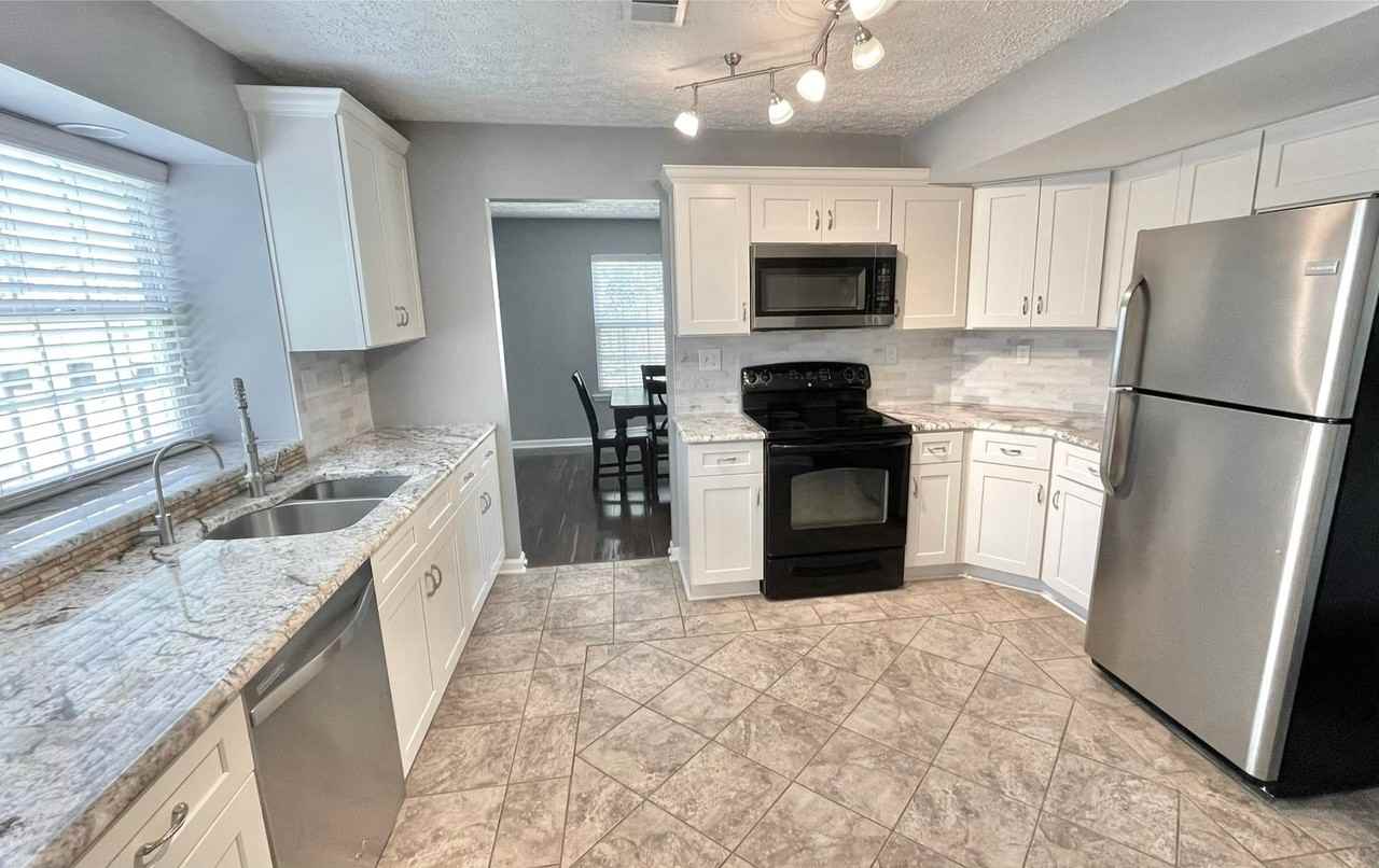 645 Declaration Ct - Photo 7 of 20