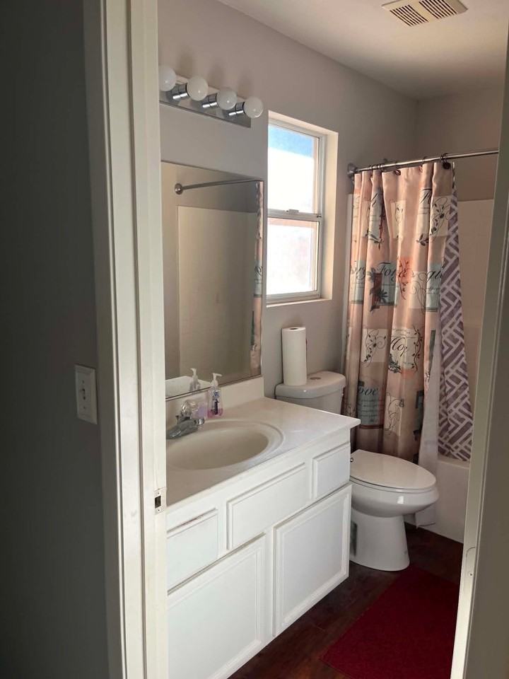 134 Samantha Rose St - Photo 3 of 10