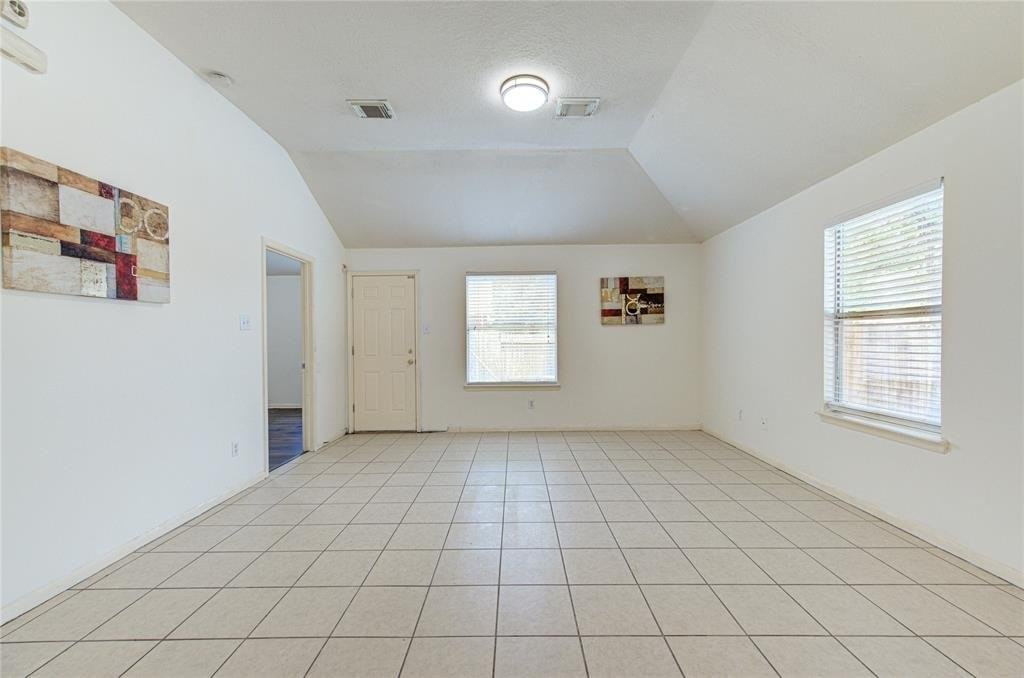 6502 Wellington Meadows Dr - Photo 7 of 12
