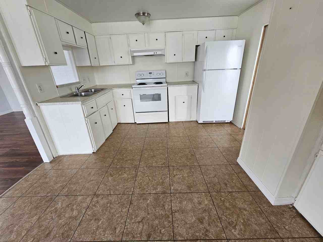 14342 Starcross St - Photo 2 of 8