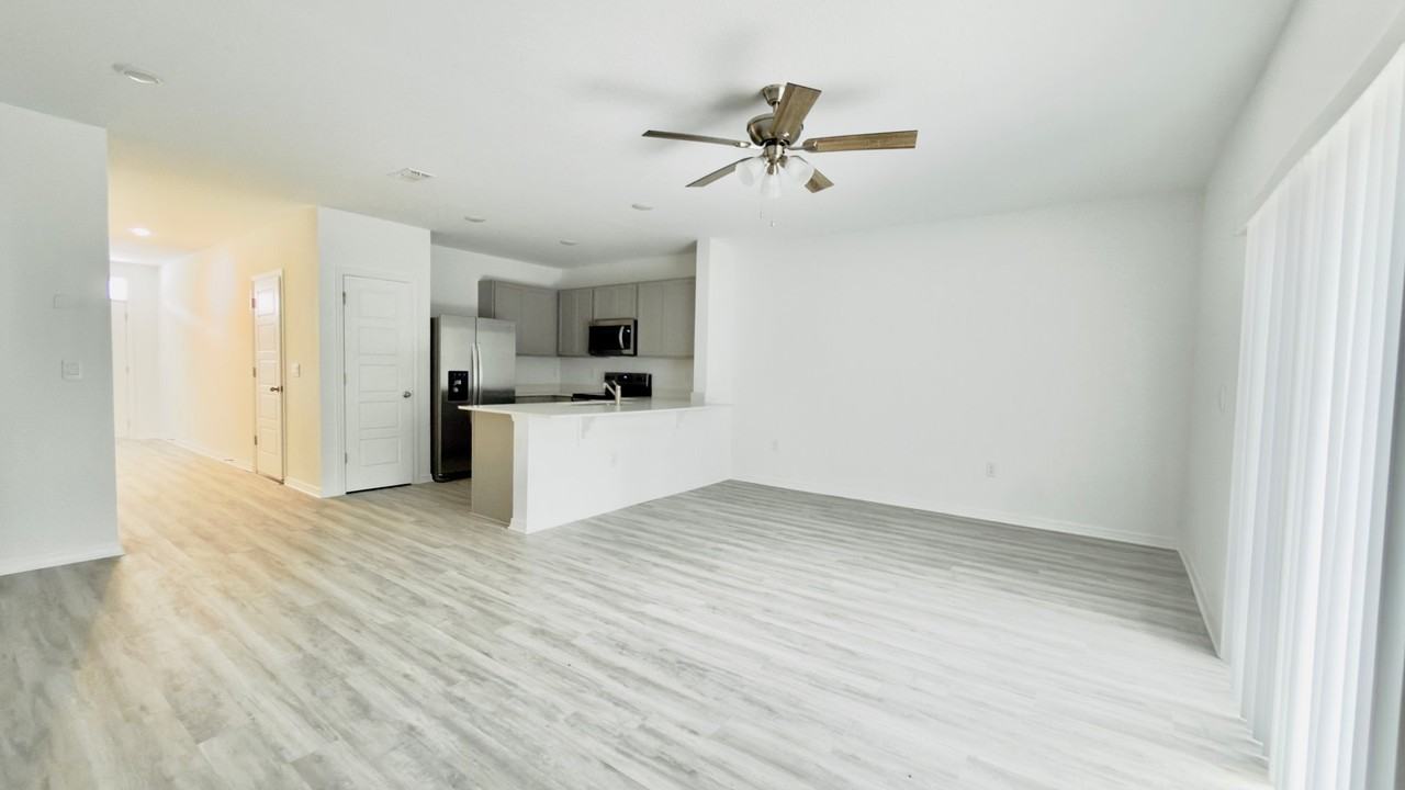 2947 Canary Ave - Photo 3 of 23