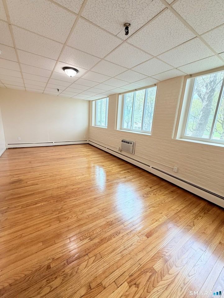 71 Catlin St #5 - Photo 3 of 15