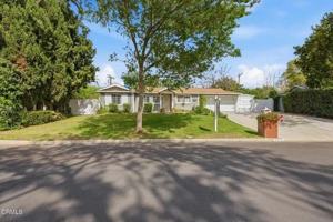 featured image of 727 Calle Pensamiento