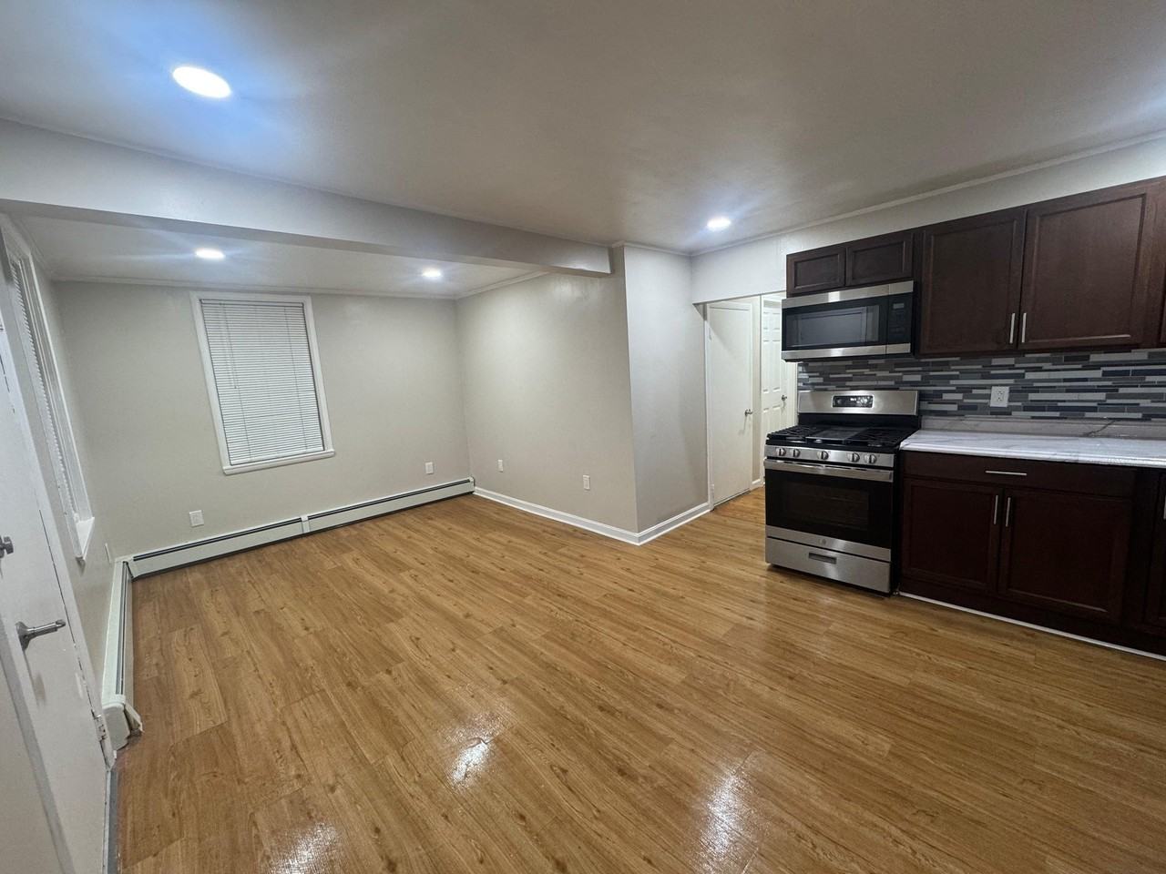 5 Wall St #1 - Photo 4 of 16