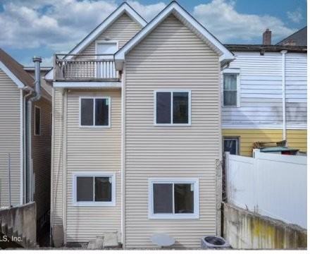 226 Benziger Ave #3 - Photo 2 of 12
