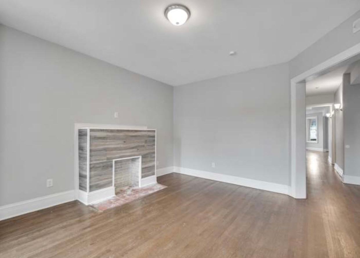 6234 S Rhodes Ave #2 - Photo 2 of 16