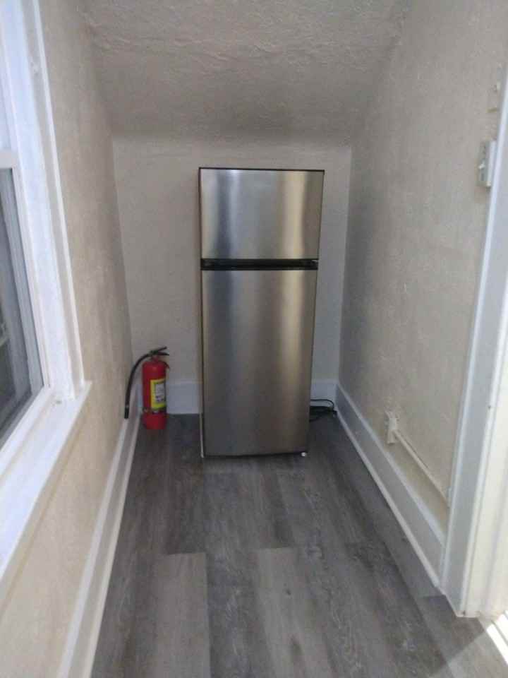 134 Sunset Ave #3rdFL - Photo 5 of 7