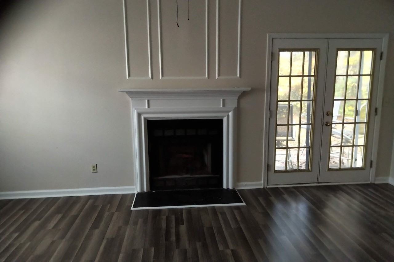 5754 Rock Rd - Photo 2 of 7