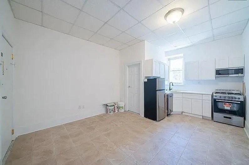 56 Monroe St #2 - Photo 2 of 5