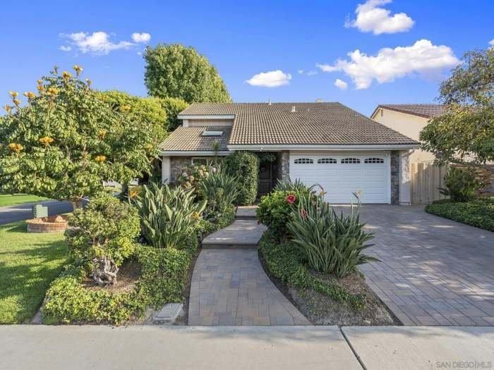 6502 La Paloma St - Photo 2 of 17