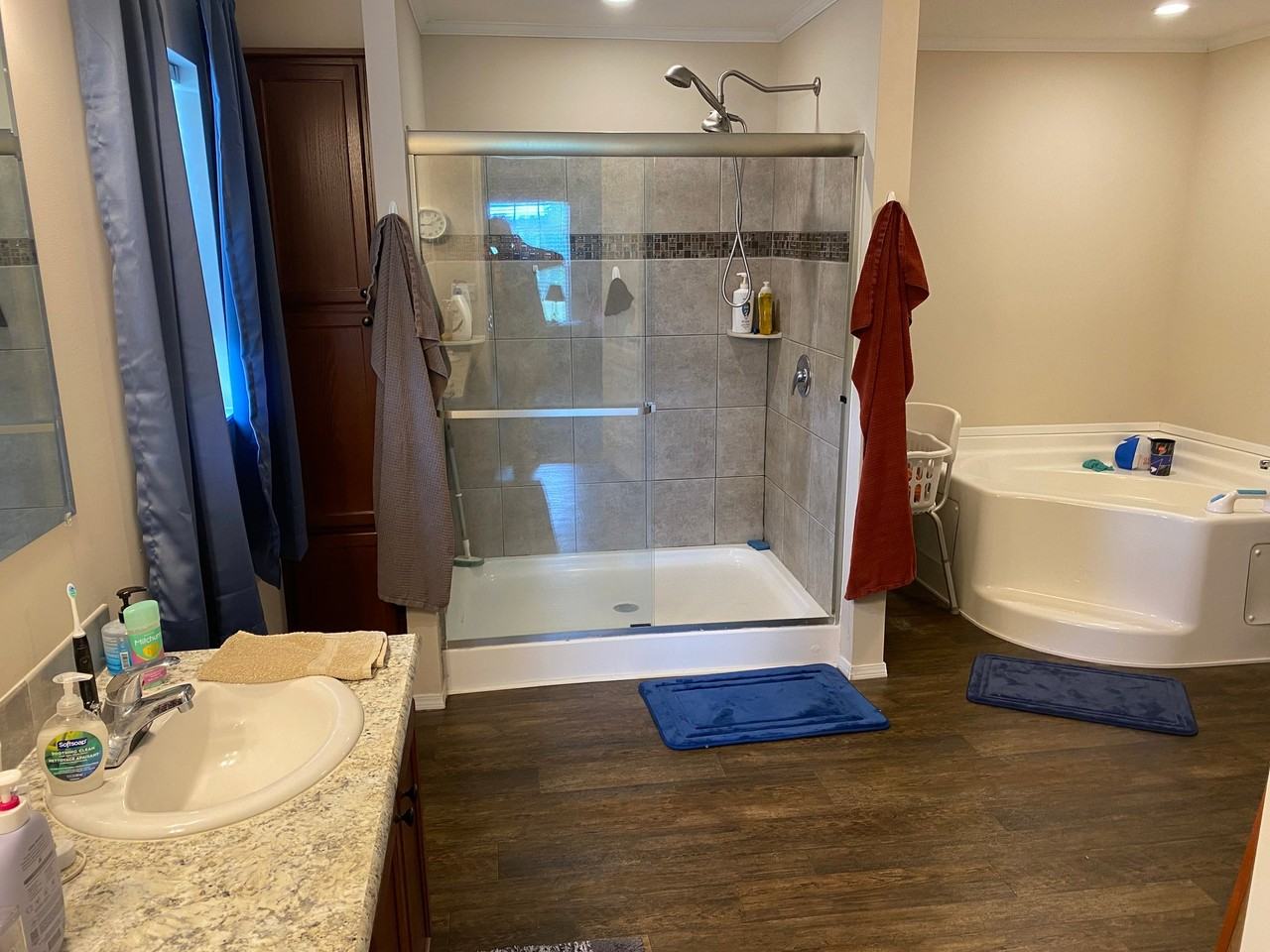 204 Baker Rd - Photo 4 of 19