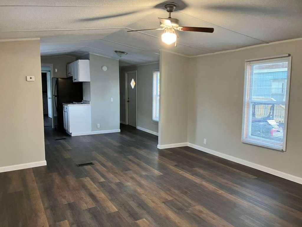 78 Deerwood Park - Photo 3 of 10