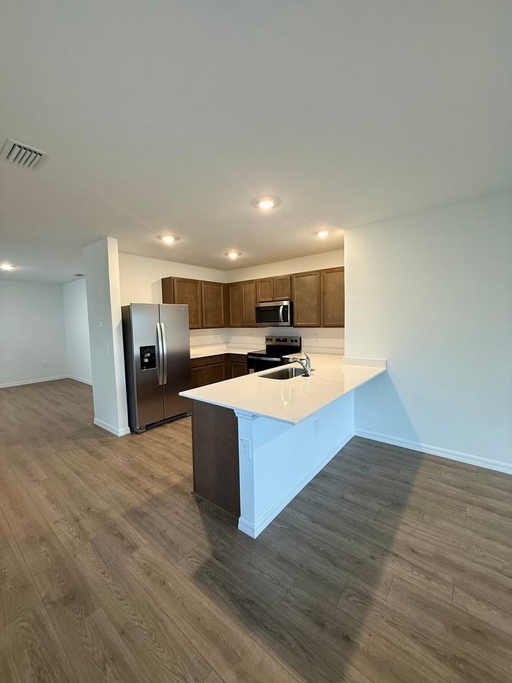 32447 Weathered Oak Dr - Photo 6 of 20