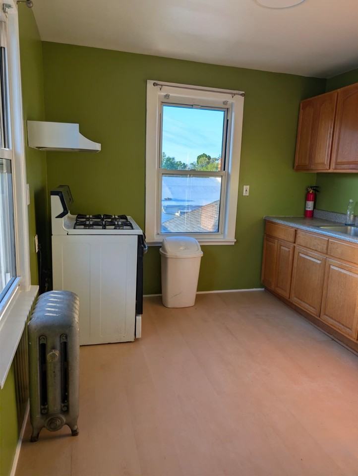 2211 Morris Ave #1 - Photo 3 of 11