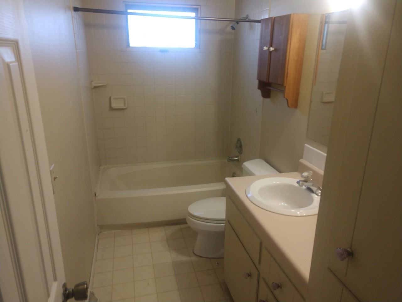 2045 Old Valley Ct Se - Photo 5 of 14