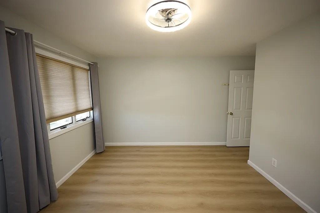 178 Spratt Ave - Photo 2 of 6