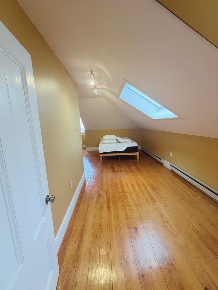 233 Centre St #2 - Photo 7 of 10