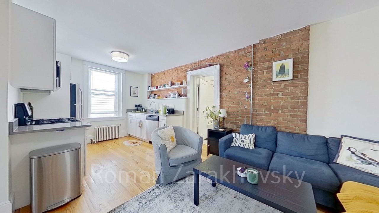 83 Harvard St #20 - Photo 2 of 5