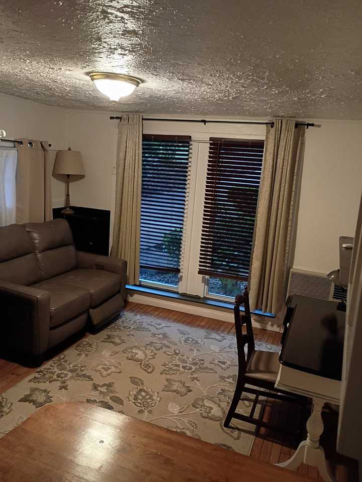 211 Seminole Cir #2 - Photo 2 of 6