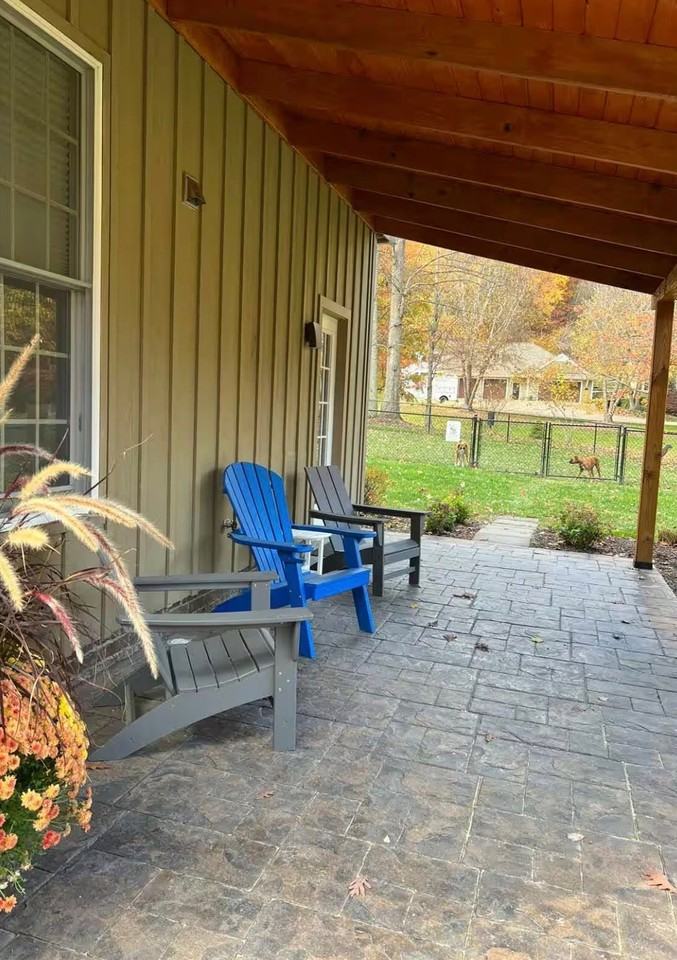 42036 Sweet Spring Ln - Photo 3 of 11