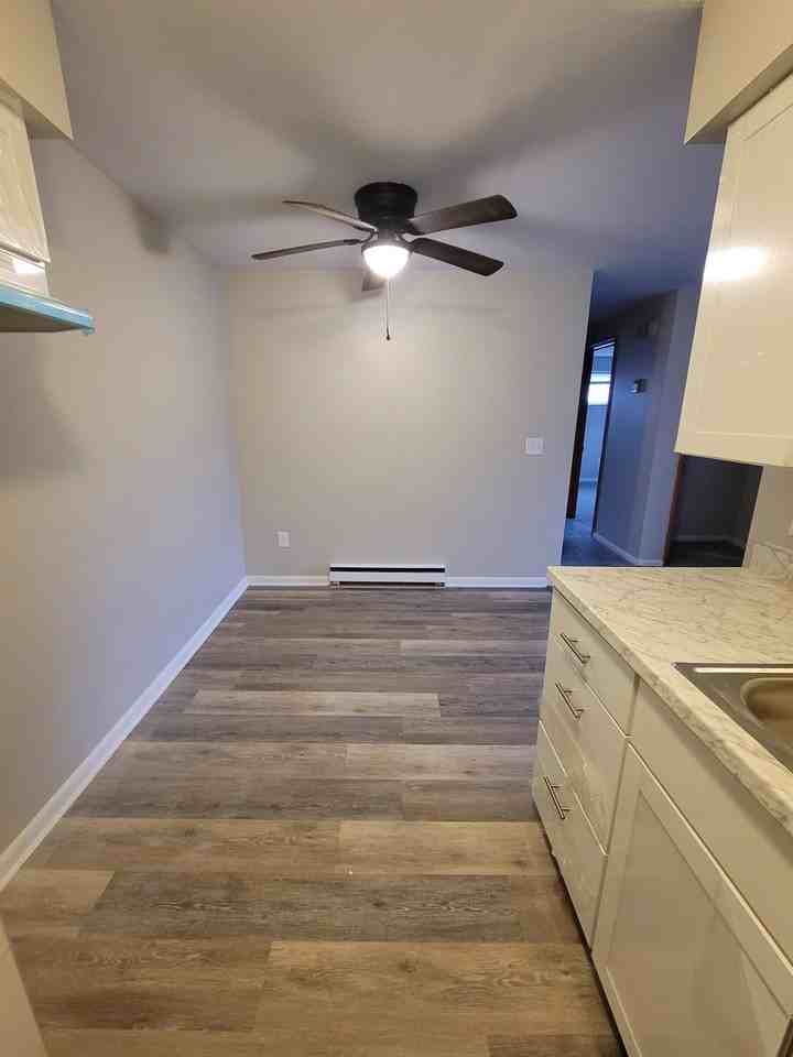4600 Applegrove Nw North Canton Oh #8 - Photo 6 of 18