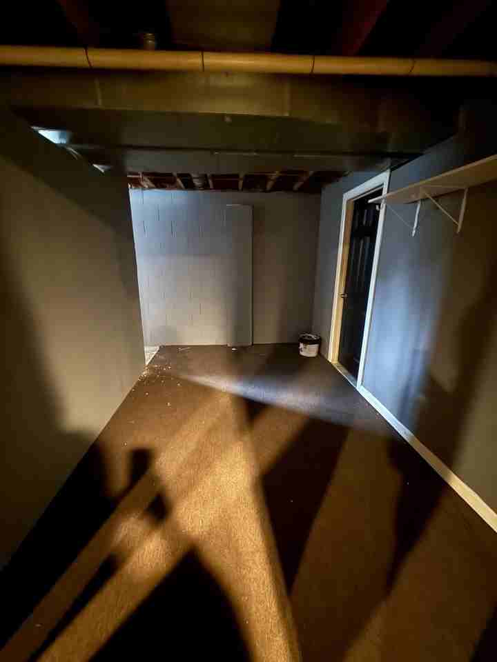 1221 Windward Ave - Photo 7 of 18