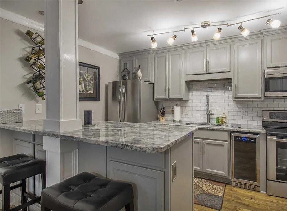 2534 Johnny Ln - Photo 5 of 15