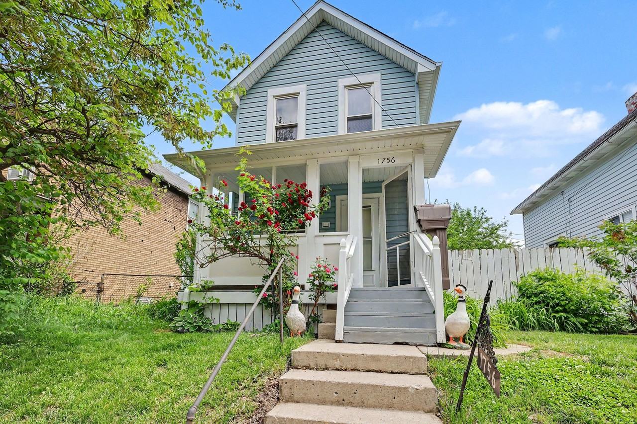 1756 Bruck St - Photo 2 of 20