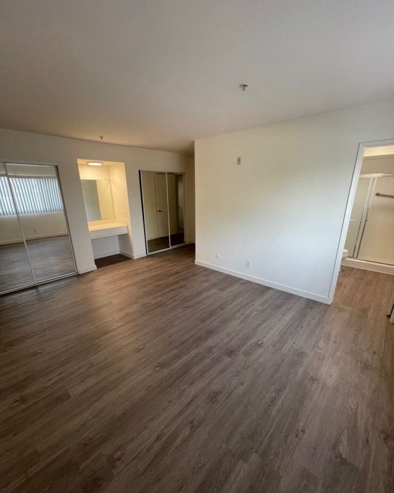 4540 Natick Ave #304 - Photo 7 of 12